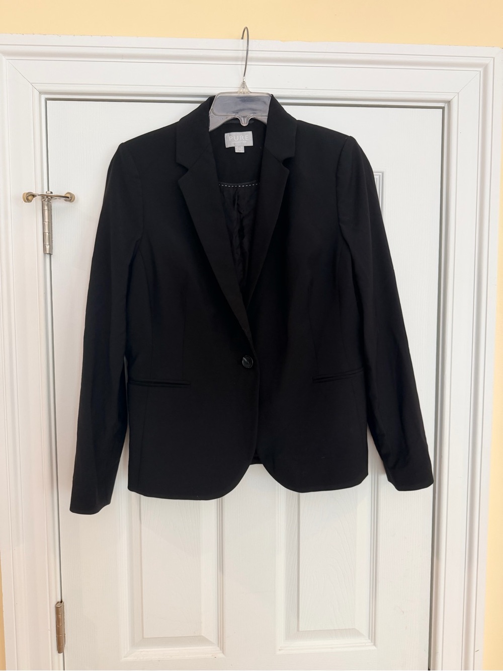 Ladies Size 8/10 "Pure Collection" Black Single-Button Blazer GUC